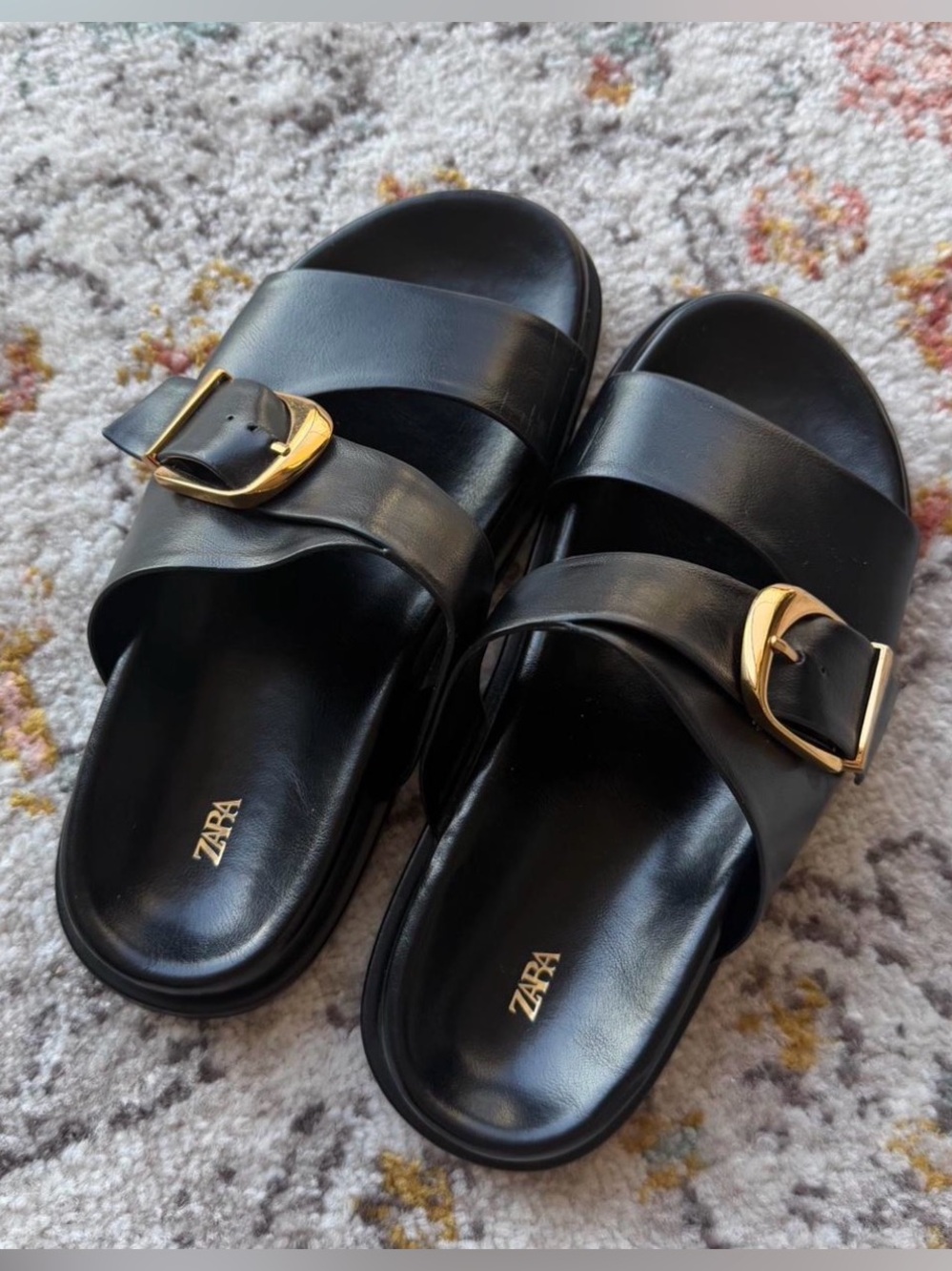 Black buckle flat sandals - Picture 4 of 4